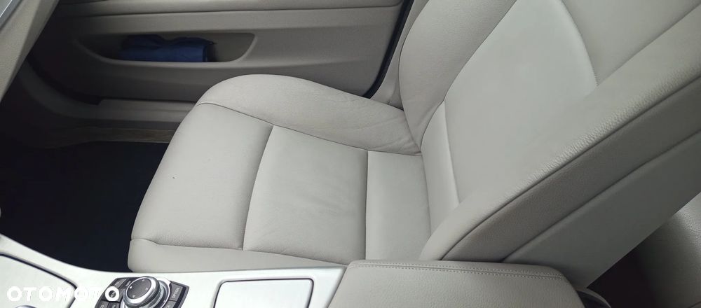 BMW Seria 5 520d - 13