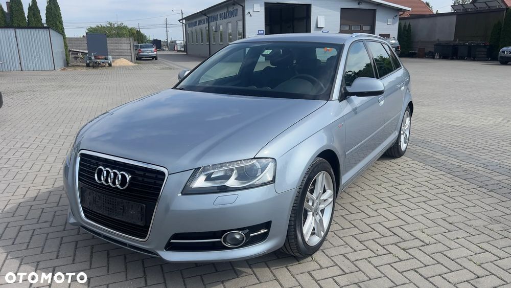 Audi A3 Sportback - 1