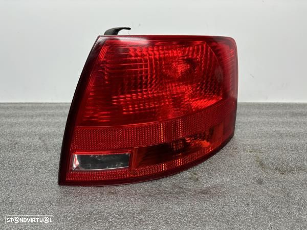 Farolim Dto Audi A4 Avant (8Ed, B7) - 1