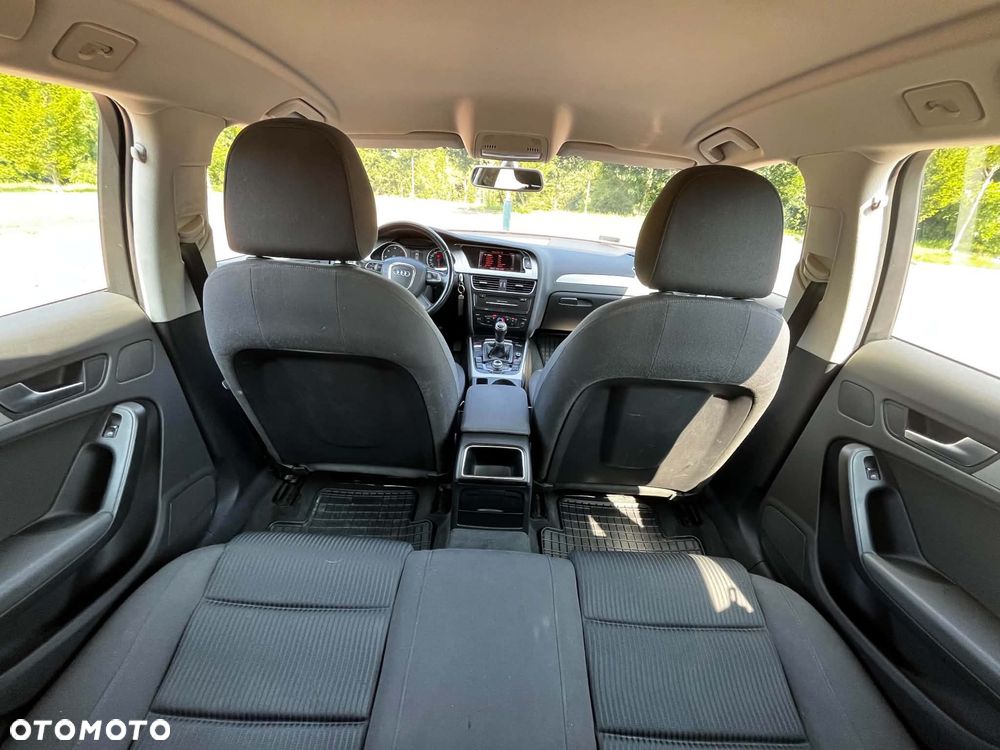 Audi A4 Avant 2.0 TDI 120g DPF Attraction - 12