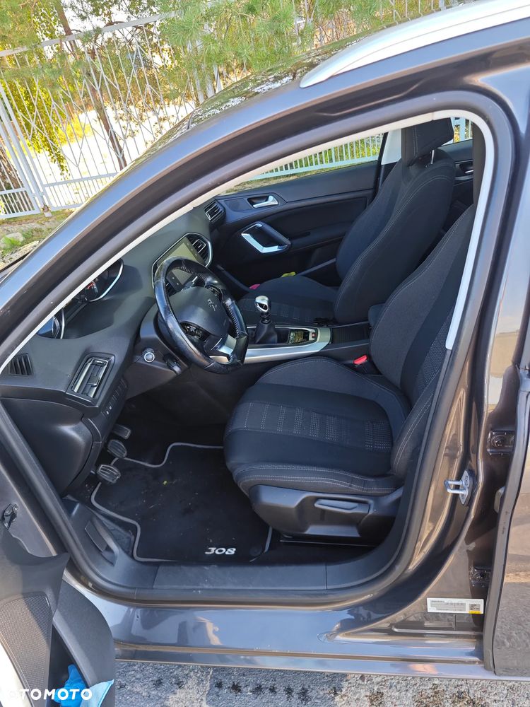 Peugeot 308 1.2 PureTech Active S&S - 7