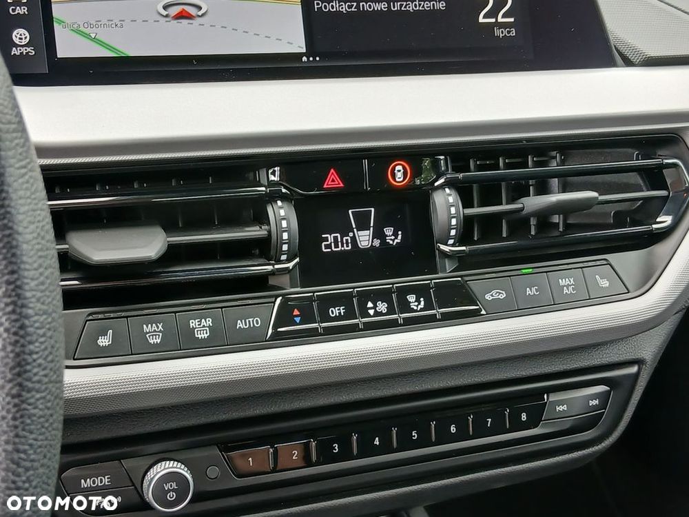 BMW Seria 1 118i Advantage - 21