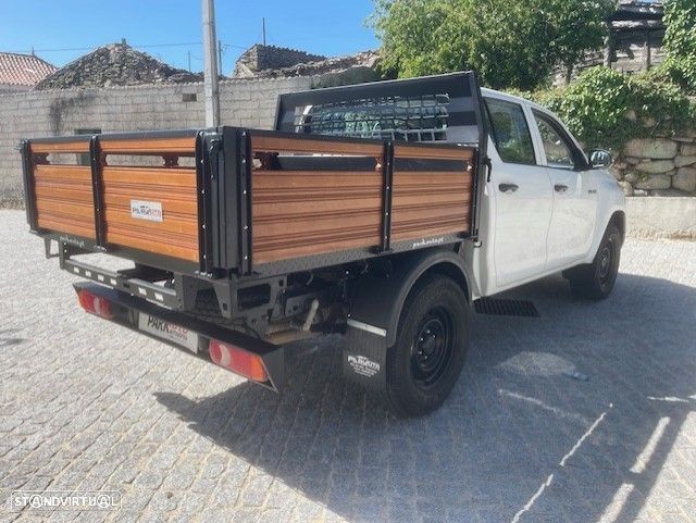 Toyota Hilux 2.4 D-4D 4WD CD CH - 7