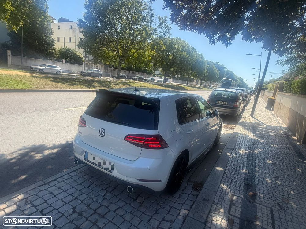 Volkswagen Golf GTI TCR 2.0 TSI OPF DSG — fotografia 26