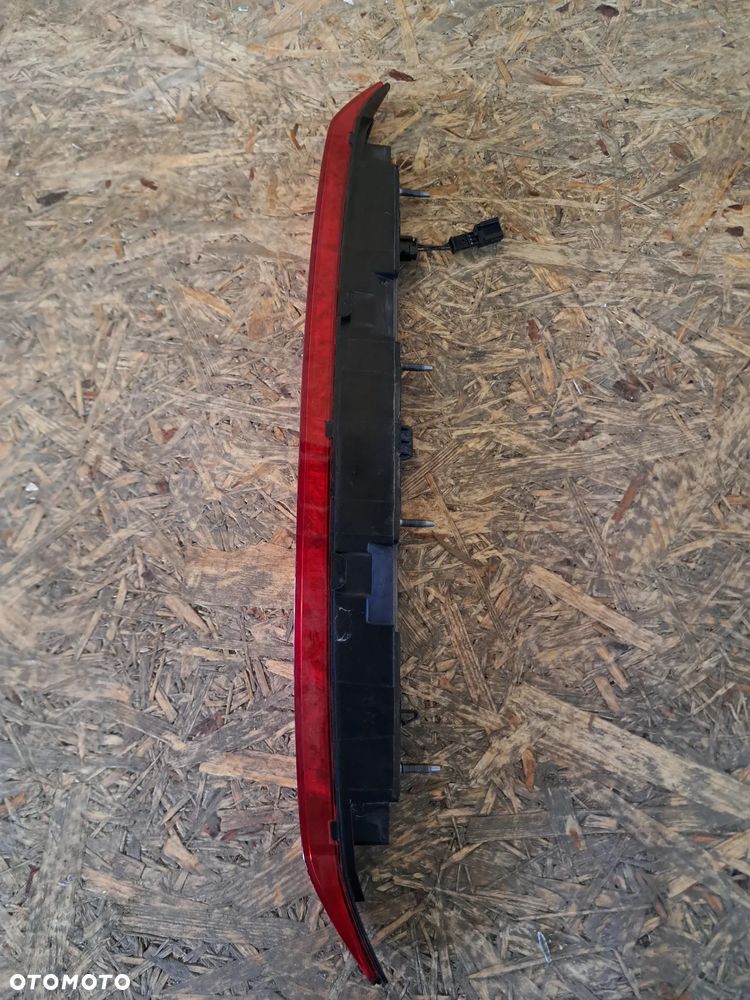 TRZECIE ŚWIATŁO STOP LAMPA TYŁ TYLNA VOLVO XC60 II 32228419 - 3