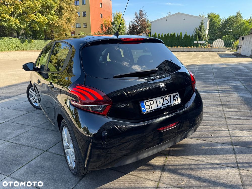 Peugeot 208 PureTech 82 Start & Stop Allure - 16