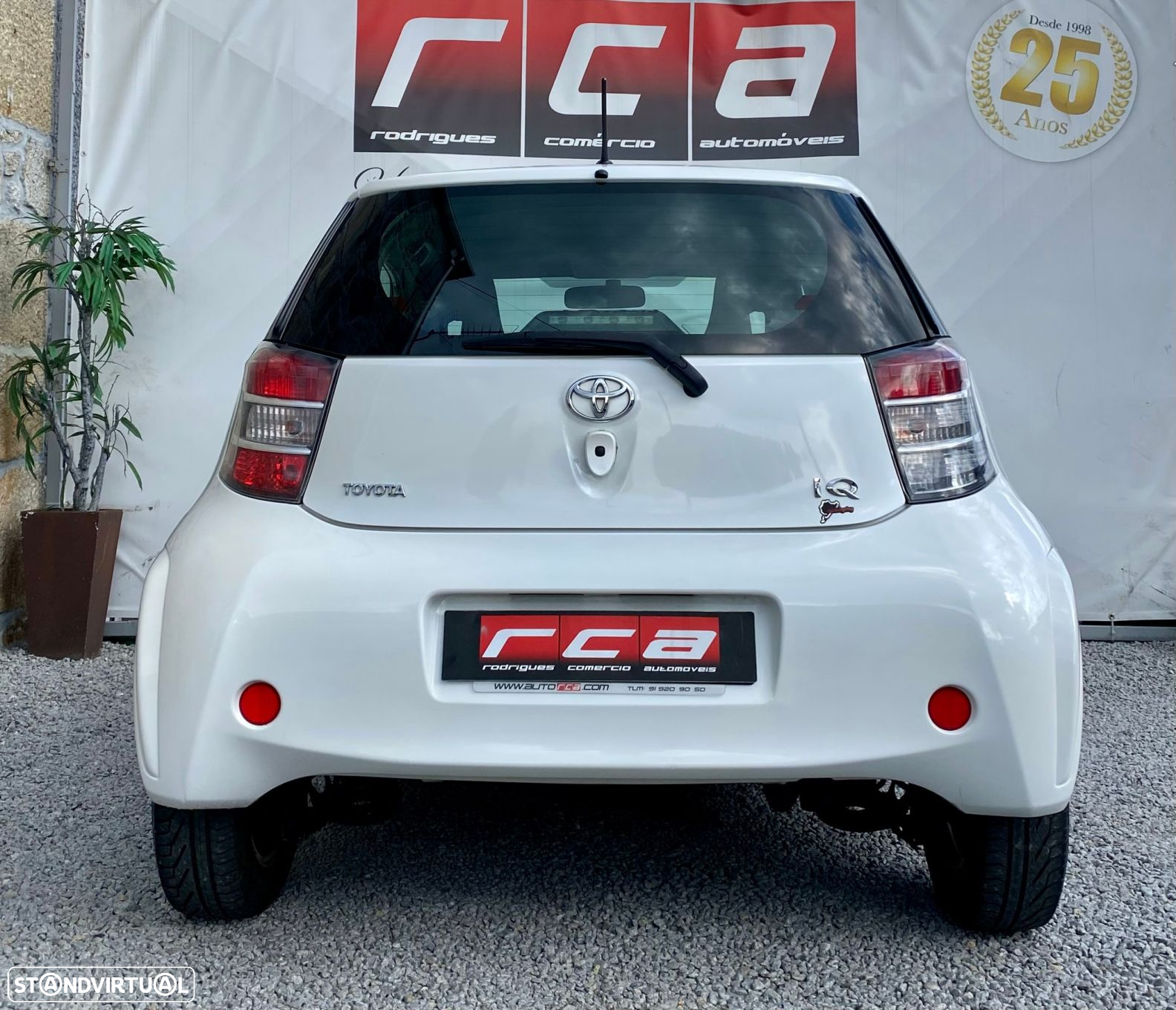 Toyota iQ 1.4 D-4D 2 NAVI+Bluetooth - 21