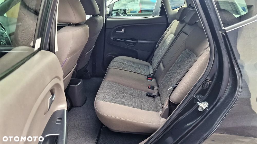 Kia Venga 1.4 XL - 11