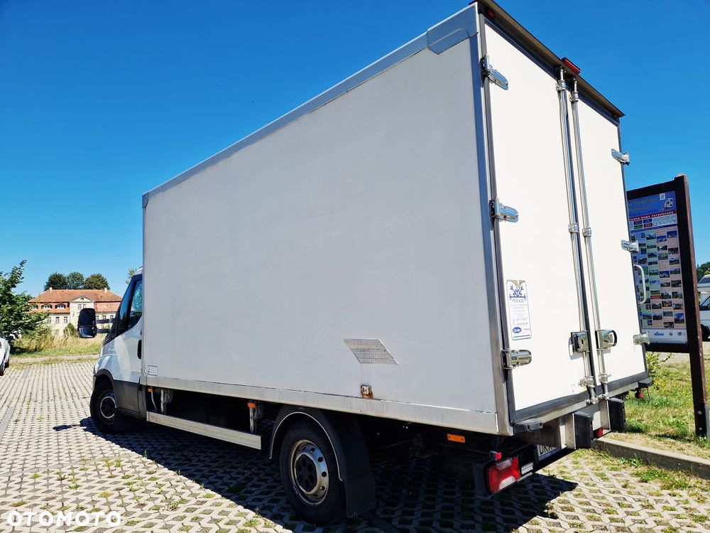 Iveco DAILY - 27