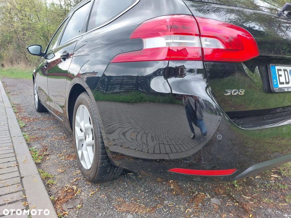 Peugeot 308 BlueHDi 130 EAT8 Black Edition - 15