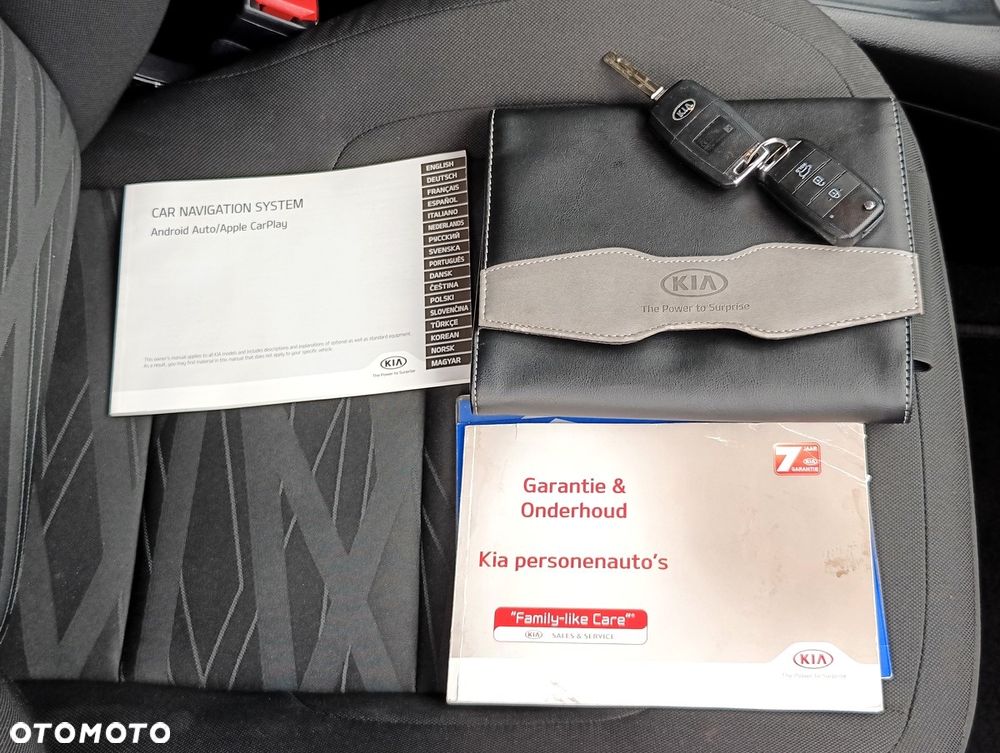 Kia Ceed 1.6 GDI SW Platinum Edition - 18