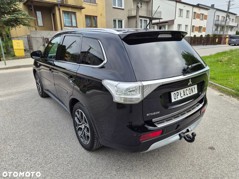 Mitsubishi Outlander - 17