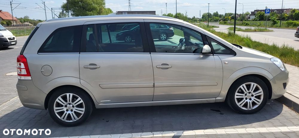 Opel Zafira 1.9 CDTI Cosmo - 5