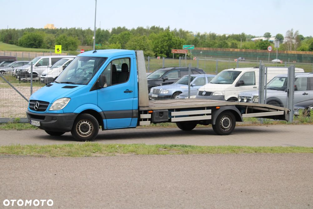 Mercedes-Benz Sprinter - 6