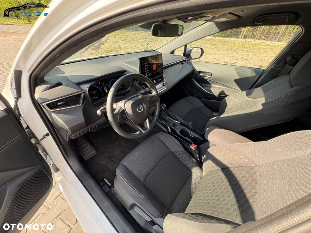 Toyota Corolla 1.8 Business Edition - 20