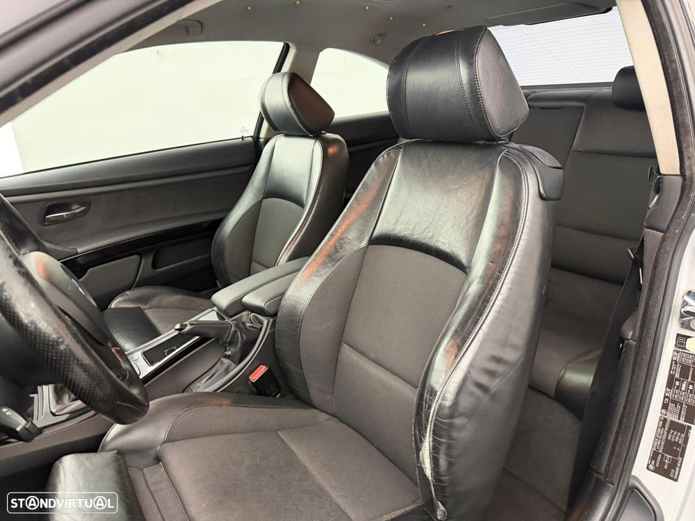 BMW 320 d Coupe - 10