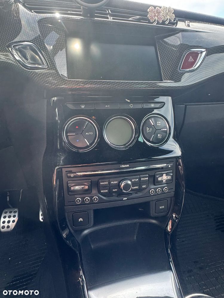 Citroën DS3 1.6 THP SportChic - 8