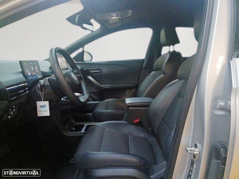 MG MG4 64 kWh Luxury - 7