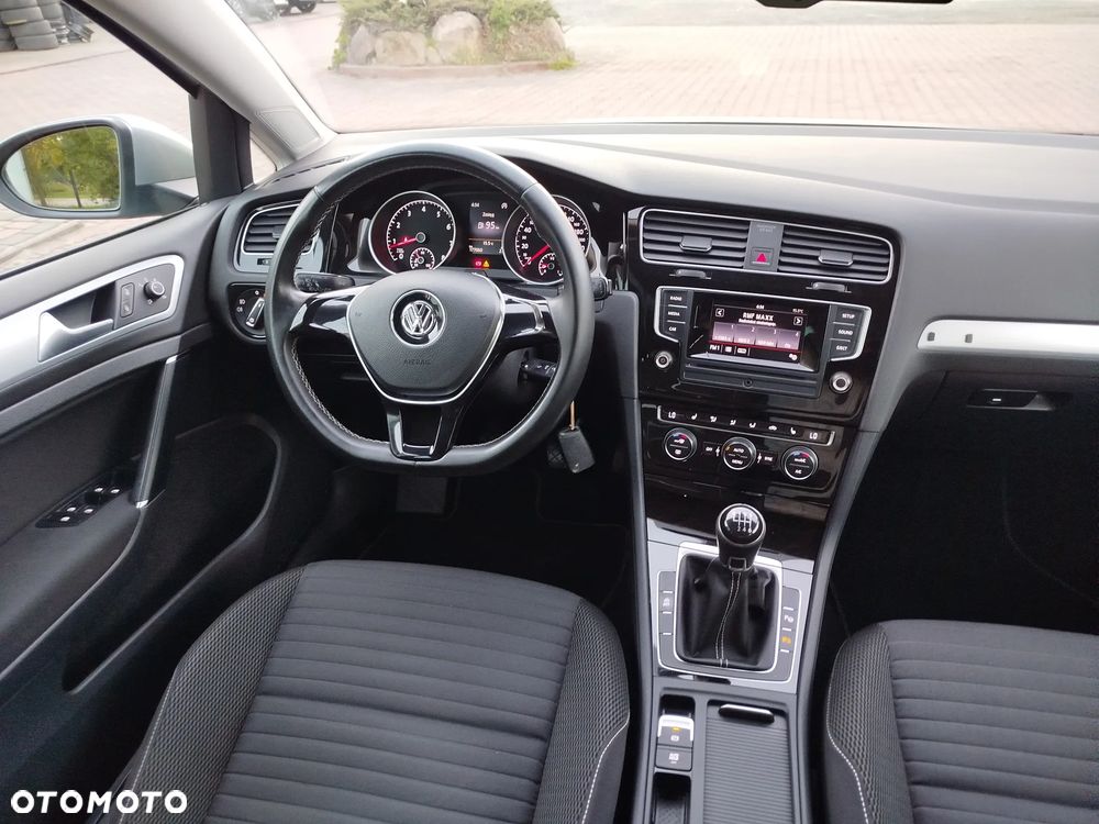 Volkswagen Golf 1.4 TSI BlueMotion Technology Cup - 11
