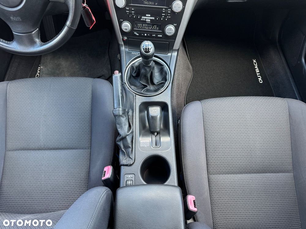 Subaru Outback 2.5 R Trend - 21