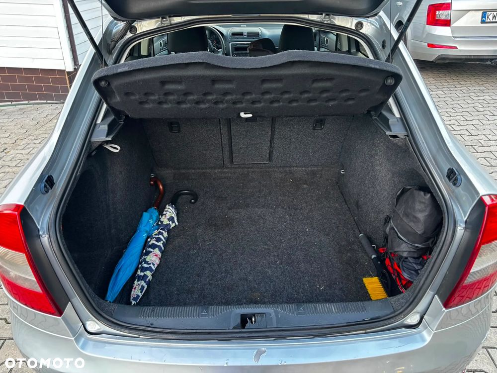 Skoda Octavia 1.6 TDI Active - 9
