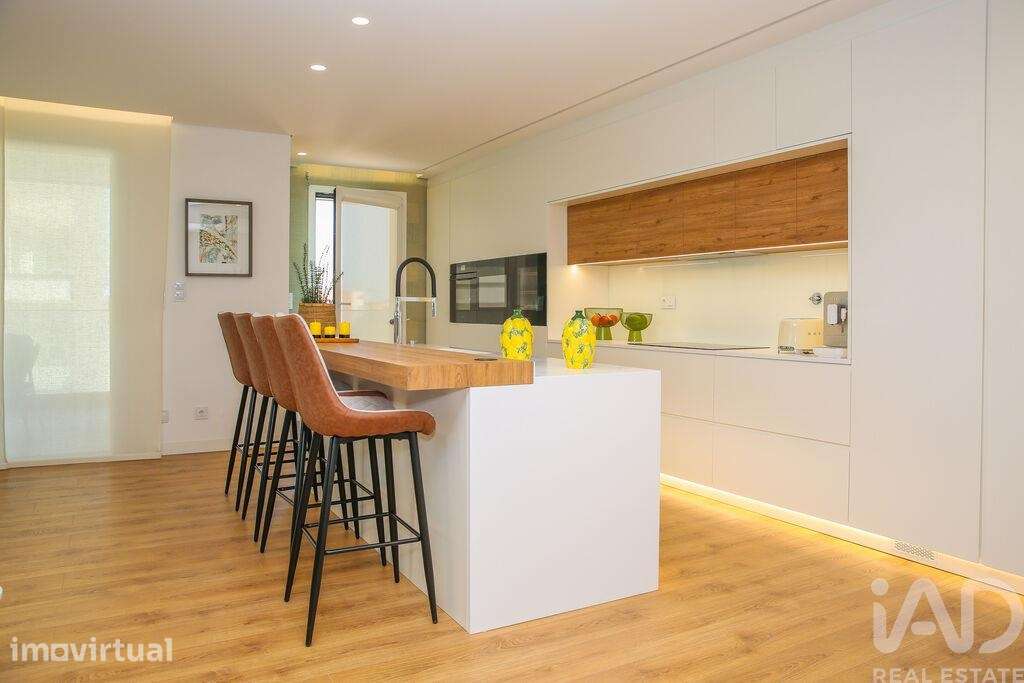 Apartamento T2 em Alverca do Ribatejo e Sobralinho de 190,00 m2 - Grande imagem: 3/16