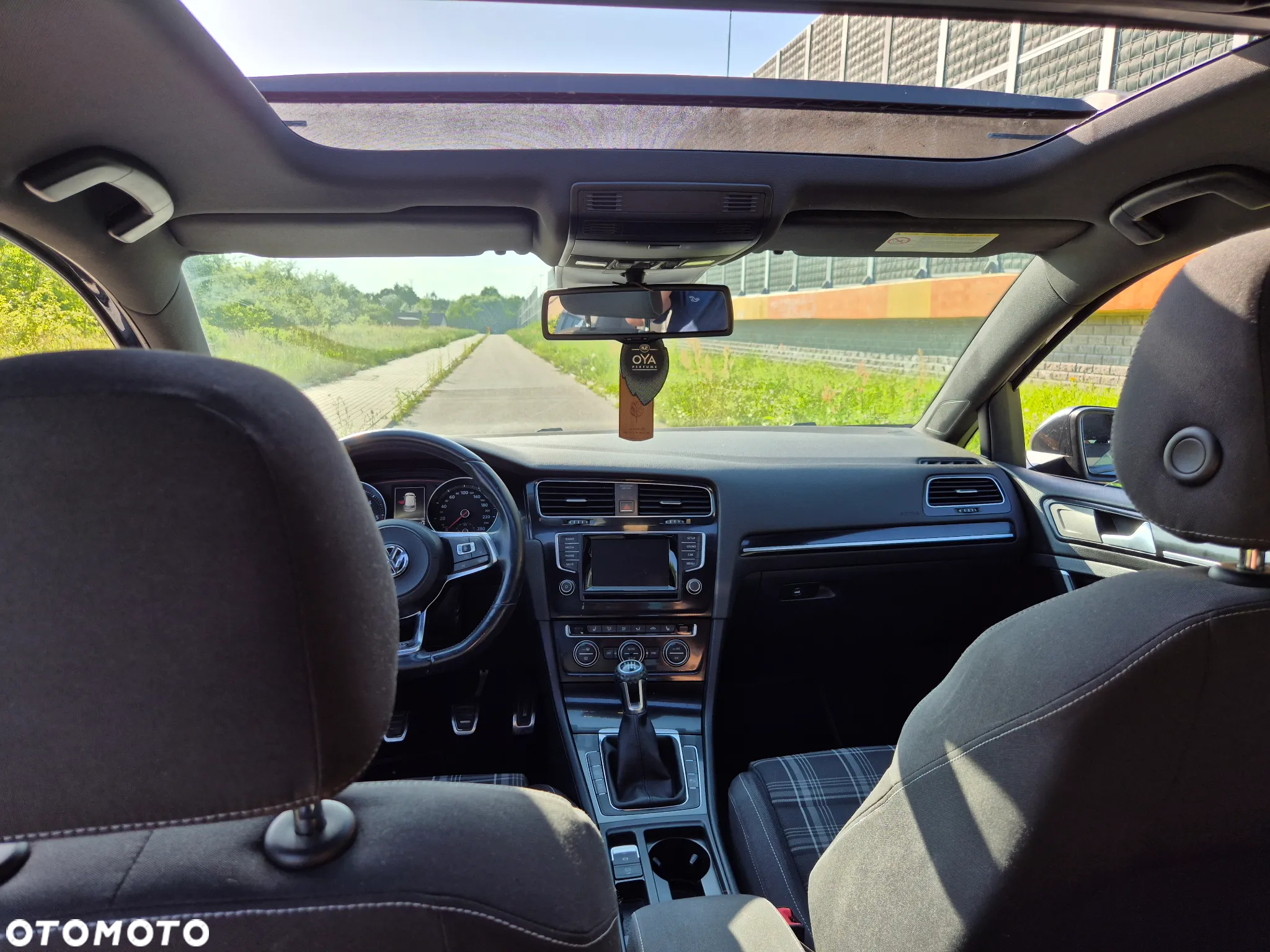 Volkswagen Golf VII 2.0 TDI BMT GTD - 17