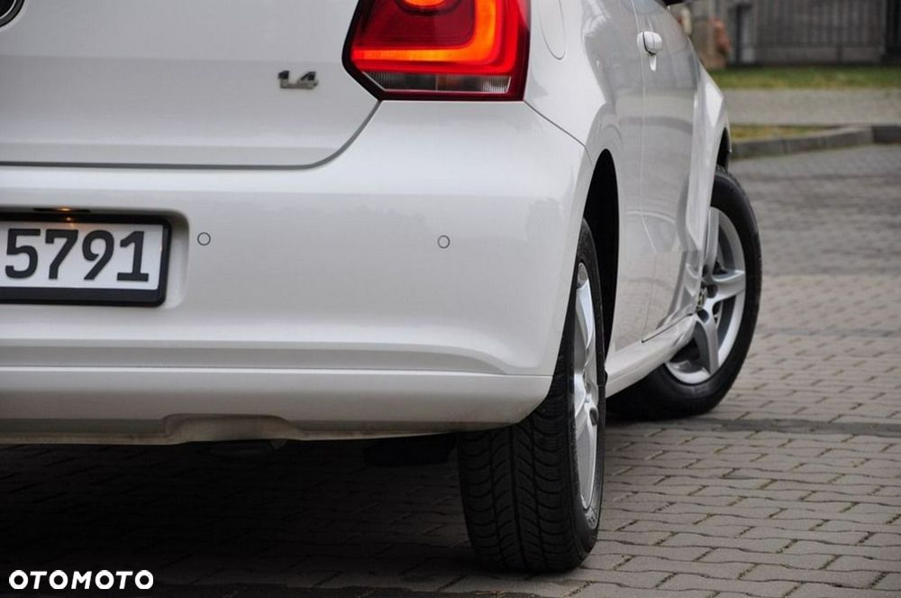 Volkswagen Polo 1.4 Highline - 18