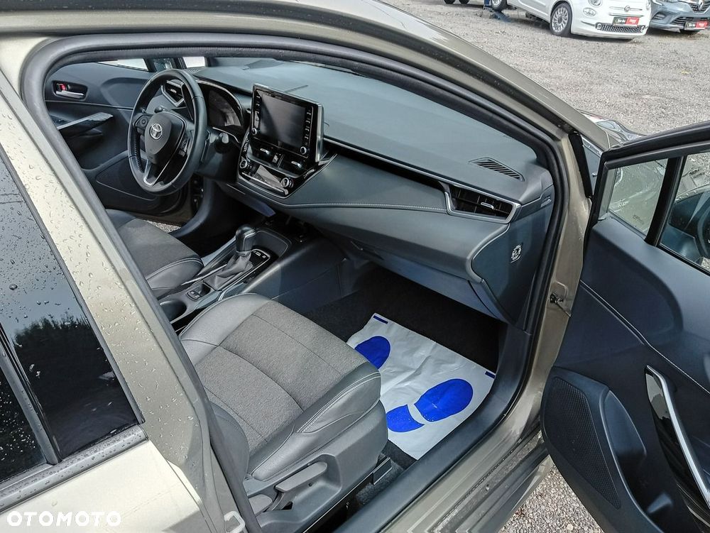 Toyota Corolla - 8