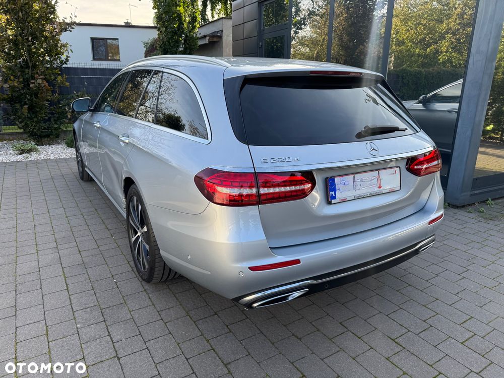 Mercedes-Benz Klasa E 220 d T 9G-TRONIC Avantgarde - 7