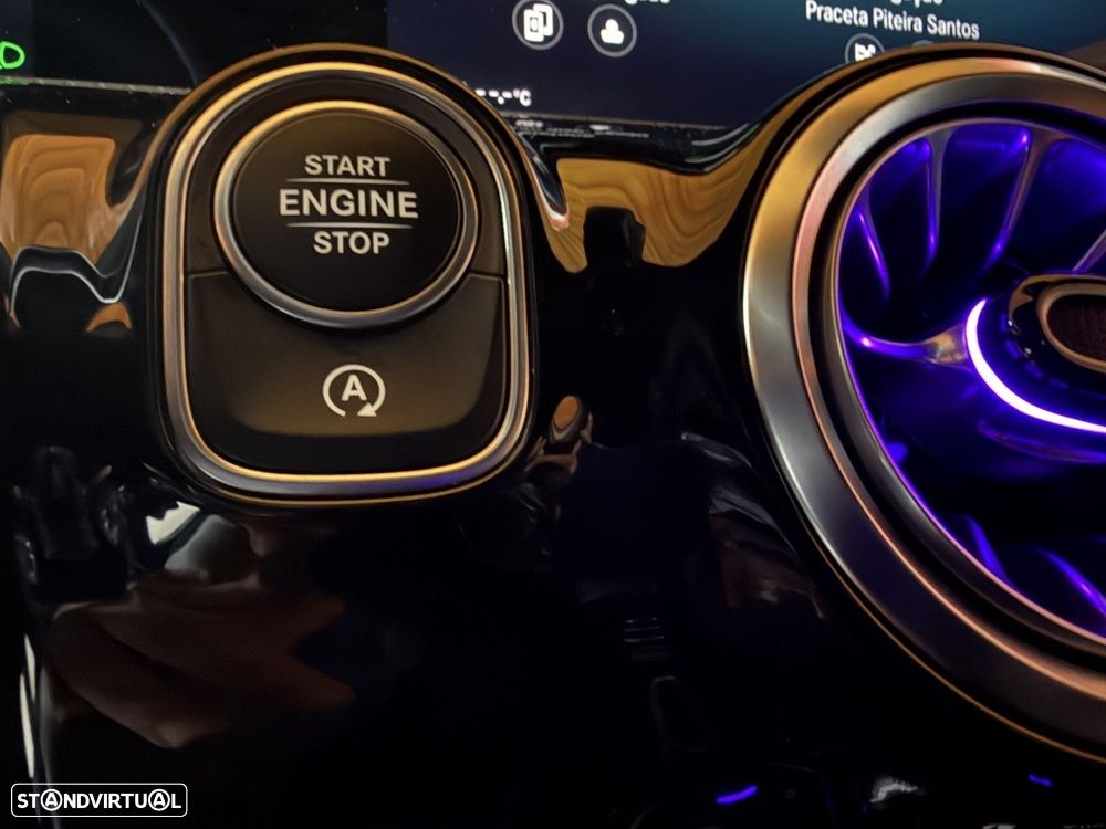 Mercedes-Benz A 180 AMG Line - 22