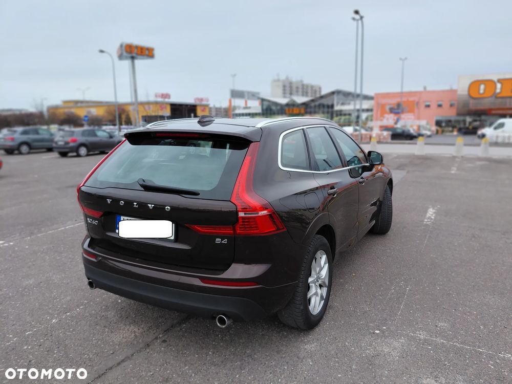 Volvo XC 60 T4 Momentum Pro - 5