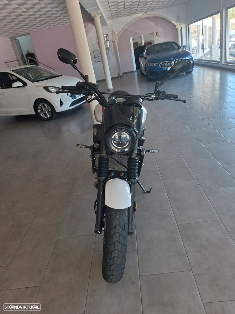 Yamaha XSR TRIBUTE - 3