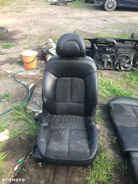 FOTEL PASAZERA 407 - 4