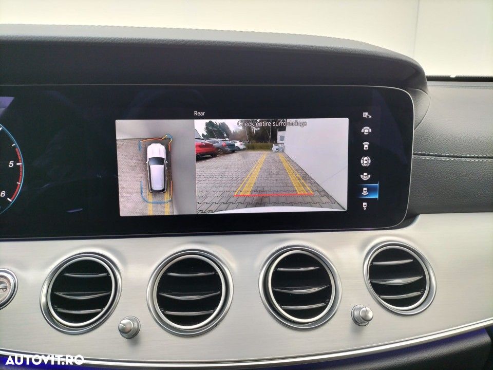 Mercedes-Benz E 220 d T-Modell 4MATIC Aut. - 14