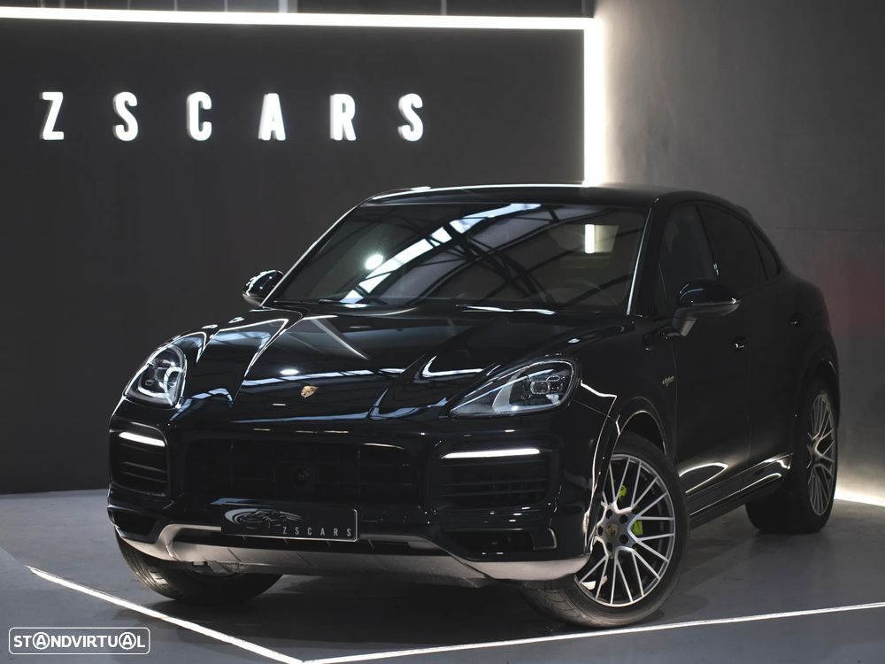 Porsche Cayenne Coupé E-Hybrid - 3