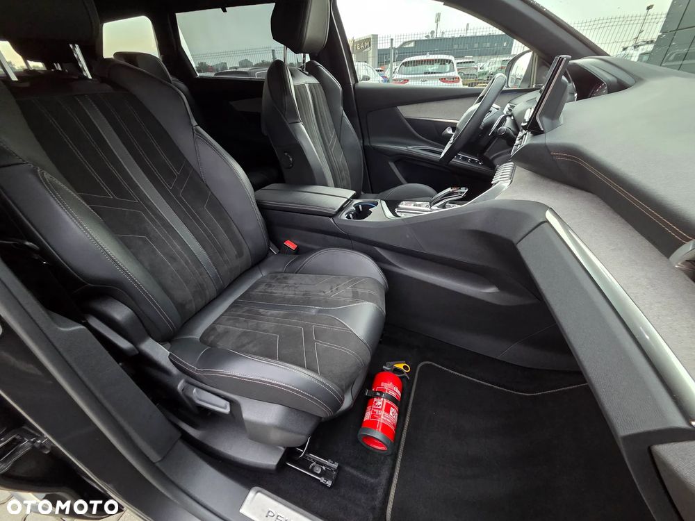 Peugeot 5008 2.0 BlueHDI GT S&S EAT8 - 38