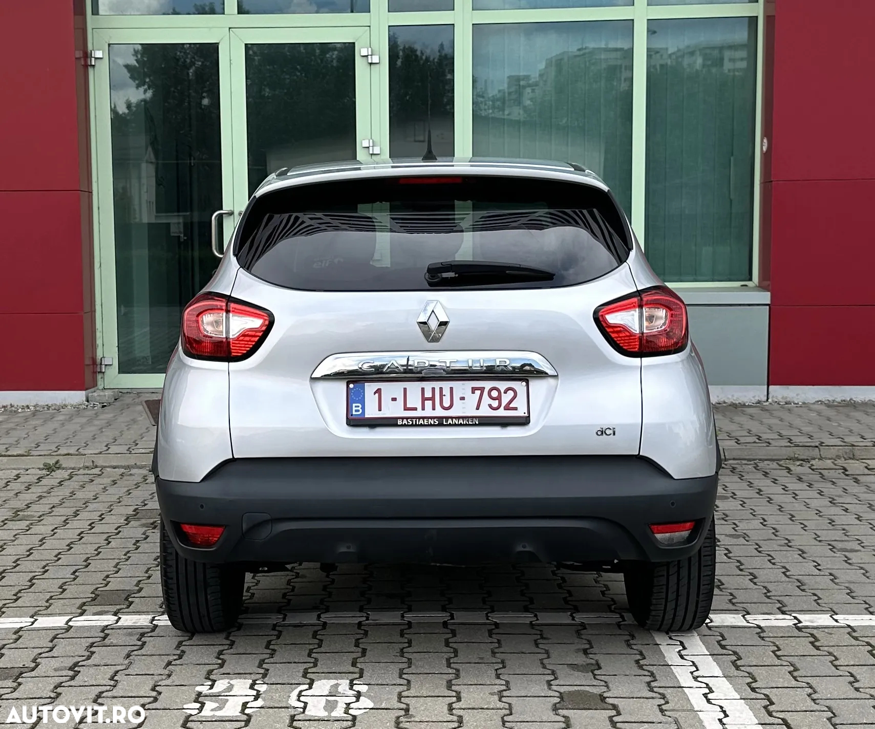 Renault Captur - 19