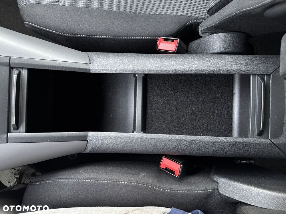 Toyota Proace City Verso Long 1.2 D-4T Family - 31