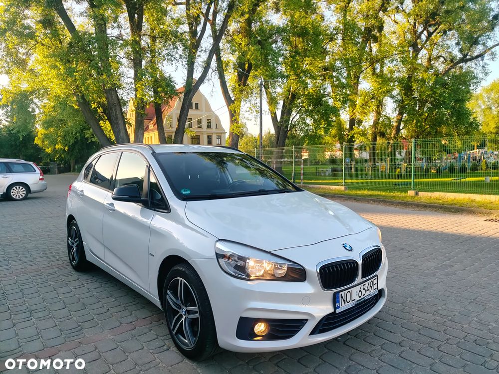BMW Seria 2 218d Sport - 31