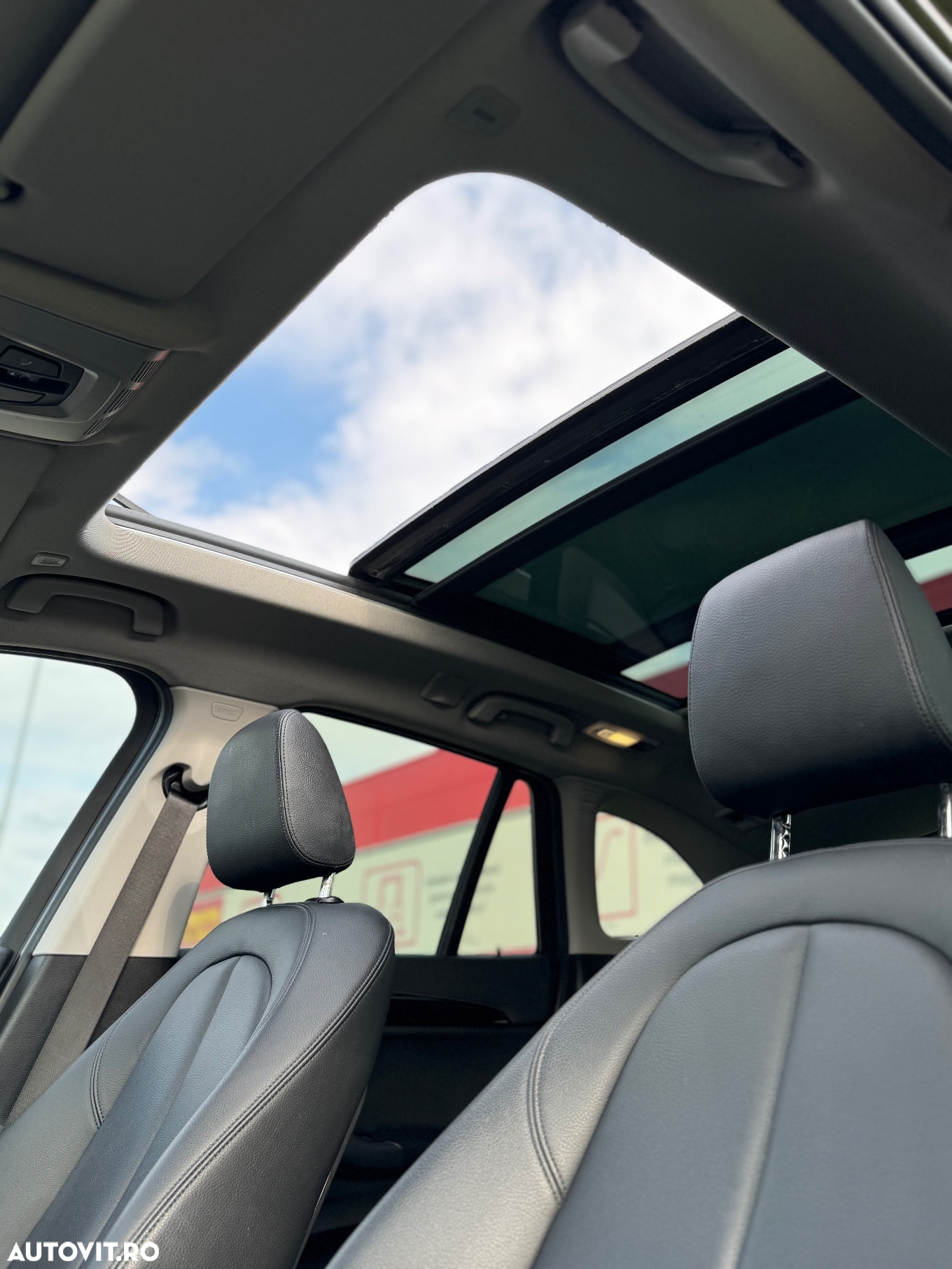 BMW X1 sDrive16d xLine - 13