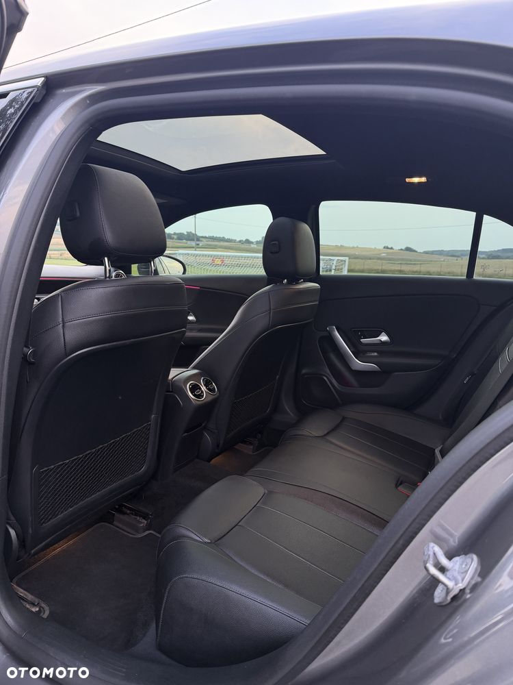 Mercedes-Benz Klasa A 250 4Matic 7G-DCT Edition 19 - 15