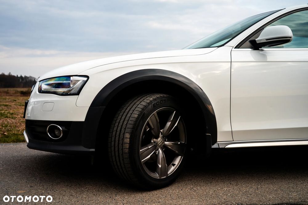 Audi A4 Allroad 2.0 TDI Quattro - 30