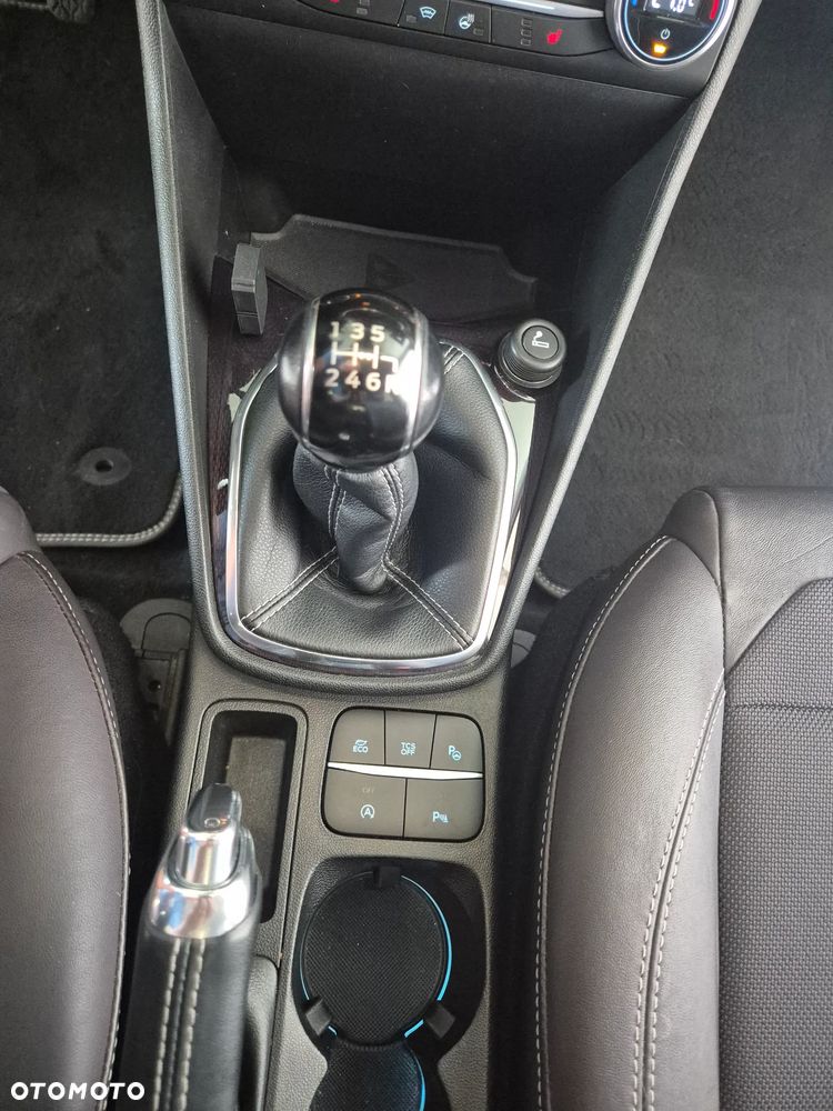 Ford Fiesta 1.0 EcoBoost S&S VIGNALE - 17