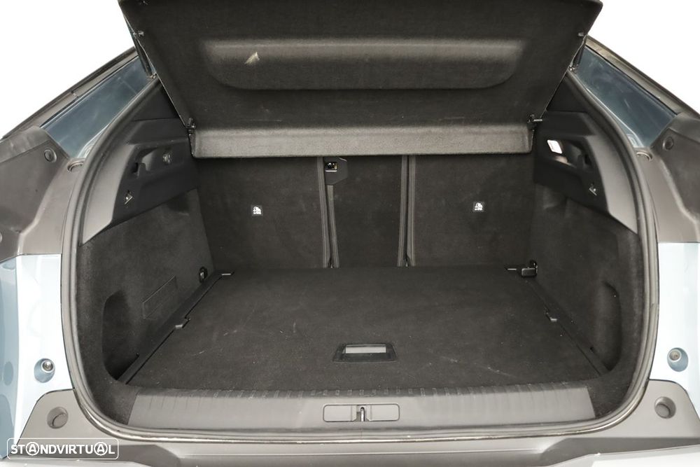 Peugeot 3008 1.2 Hybrid Allure e-DCS6 - 22