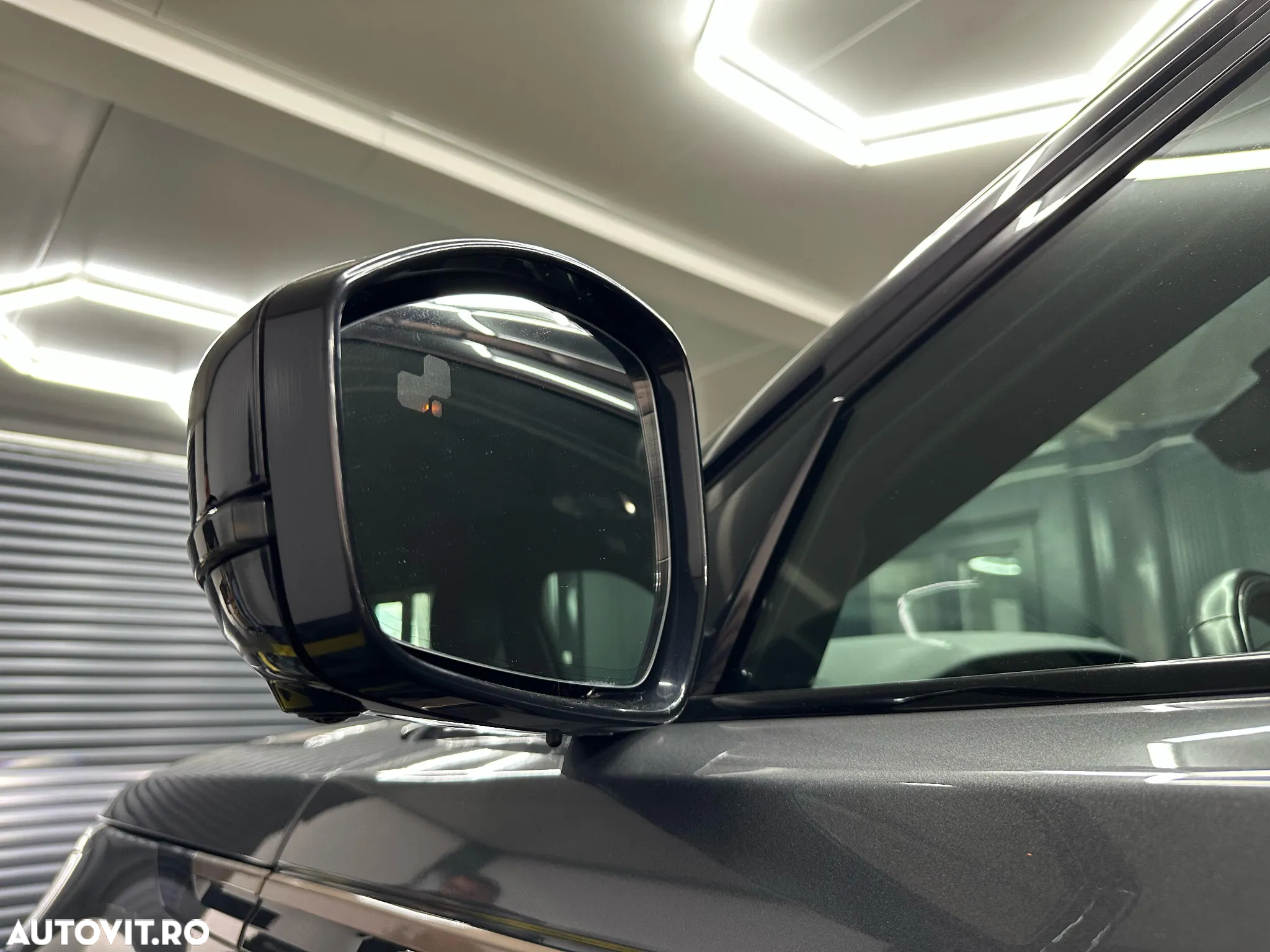 Land Rover Range Rover Velar 2.0 R-Dynamic S - 6