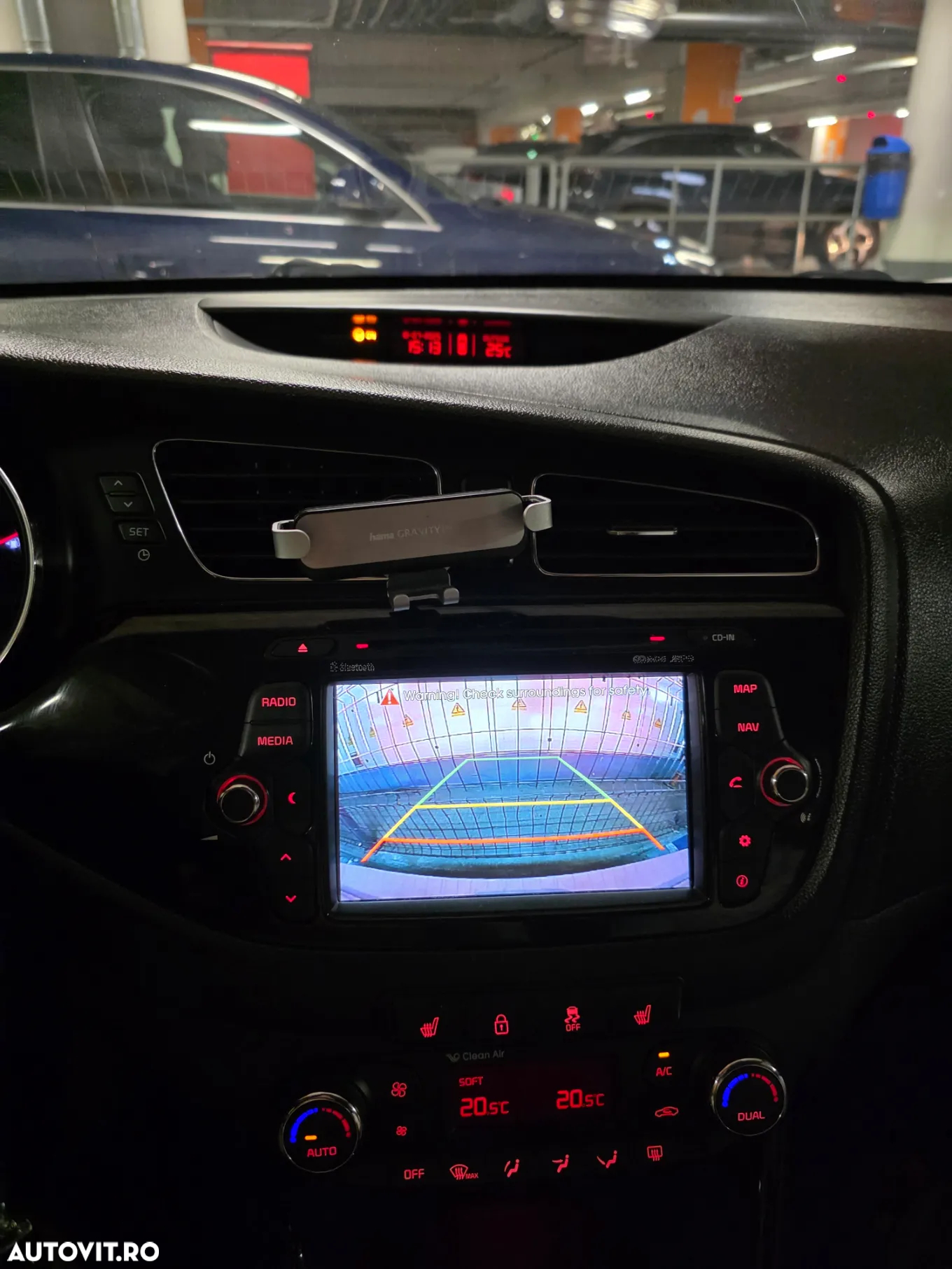Kia Ceed - 11