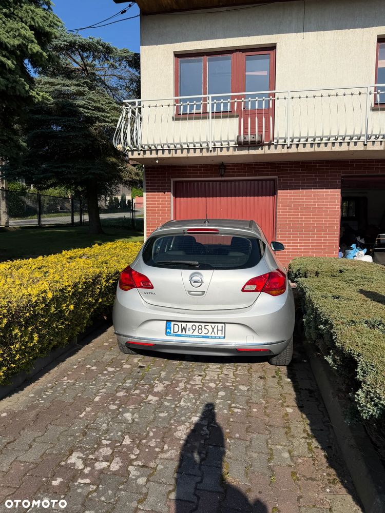 Opel Astra 1.6 CDTI Enjoy - 20