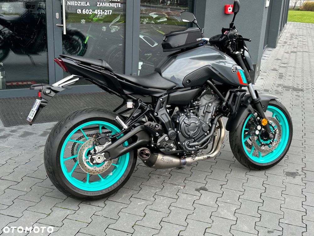 Yamaha MT - 4
