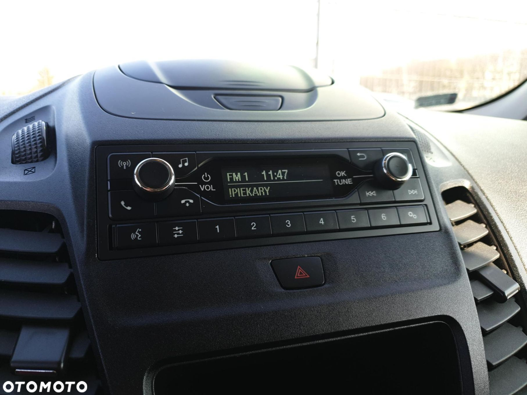 Ford transit-connect - 18